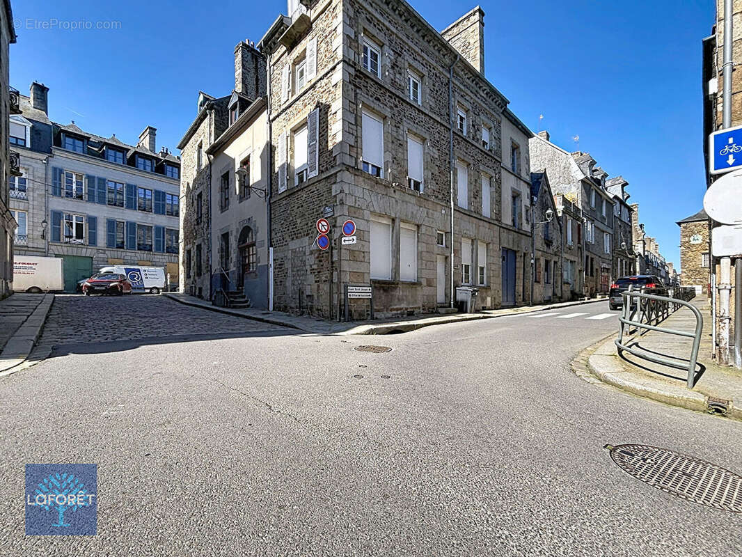 Maison à FOUGERES