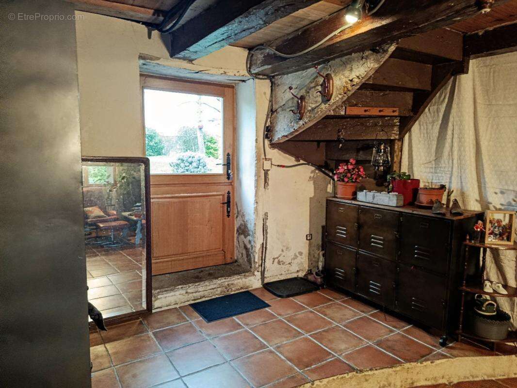 Maison à LACOUR