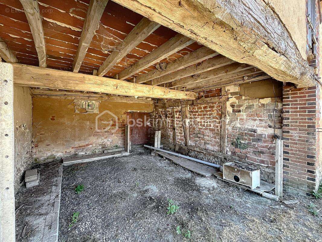 Charmante longère de plain-pied – 83 m² + fort potentiel d'agrandissement – Cadre calme - photo 10