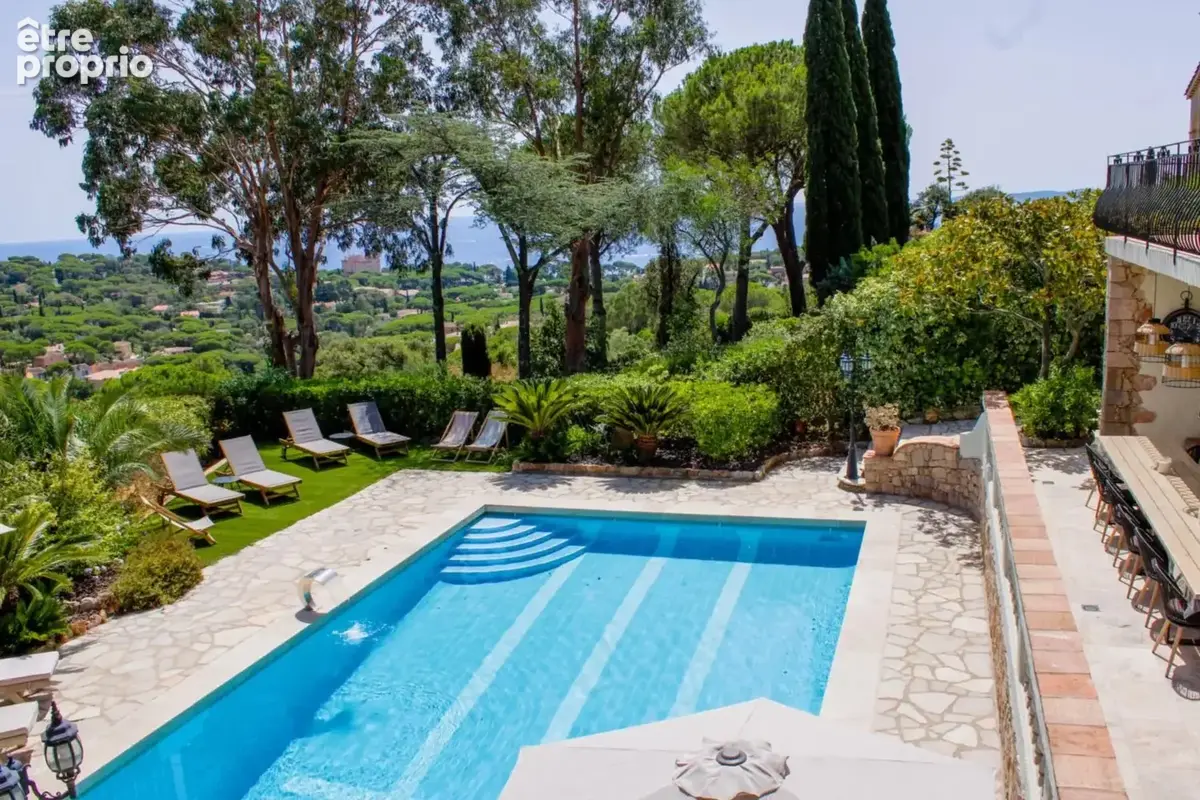 Villa spacieuse entièrement rénovée avec vue mer, piscine et intimité - photo 4