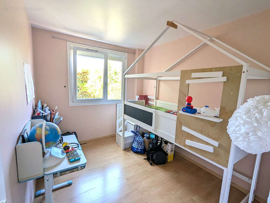 Appartement à LIVRY-GARGAN