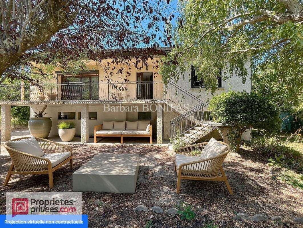 Maison à SAINT-SULPICE