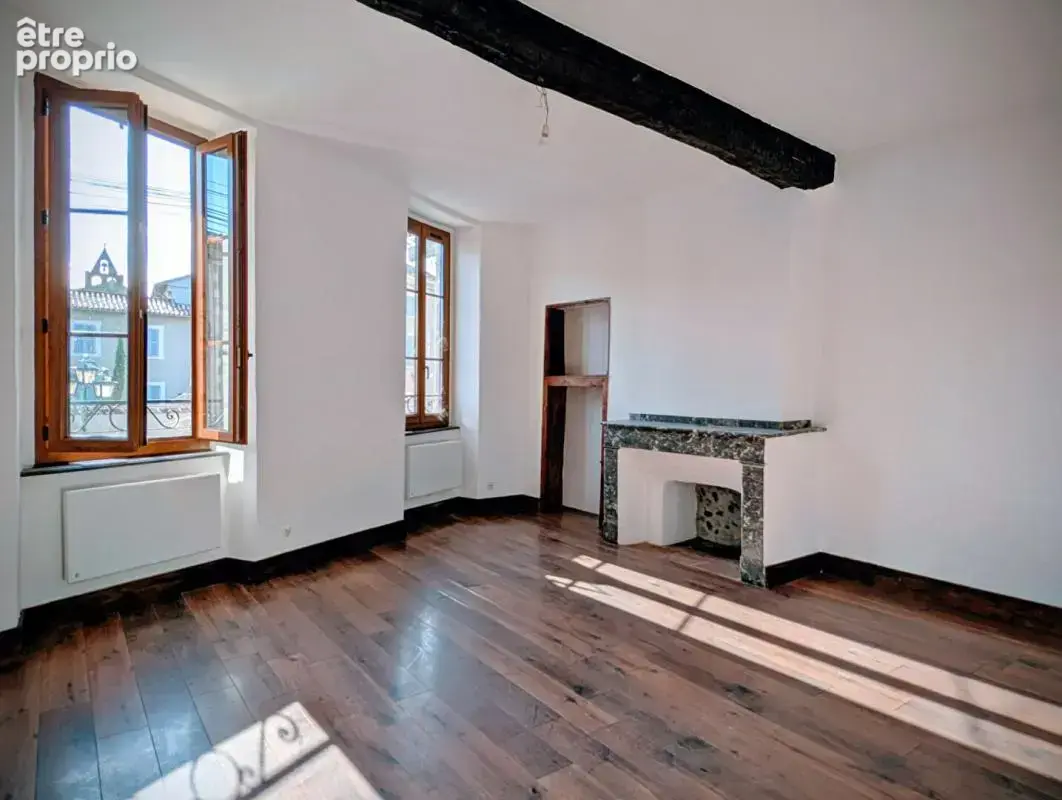 Immeuble Cazeres avec 2 appartements et un local commercial - photo 6
