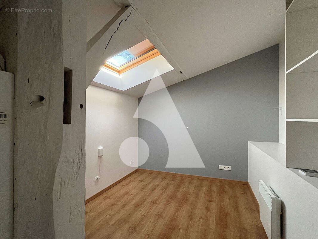 Immeuble Coutras 7 pièces 141.8 m2 - photo 9