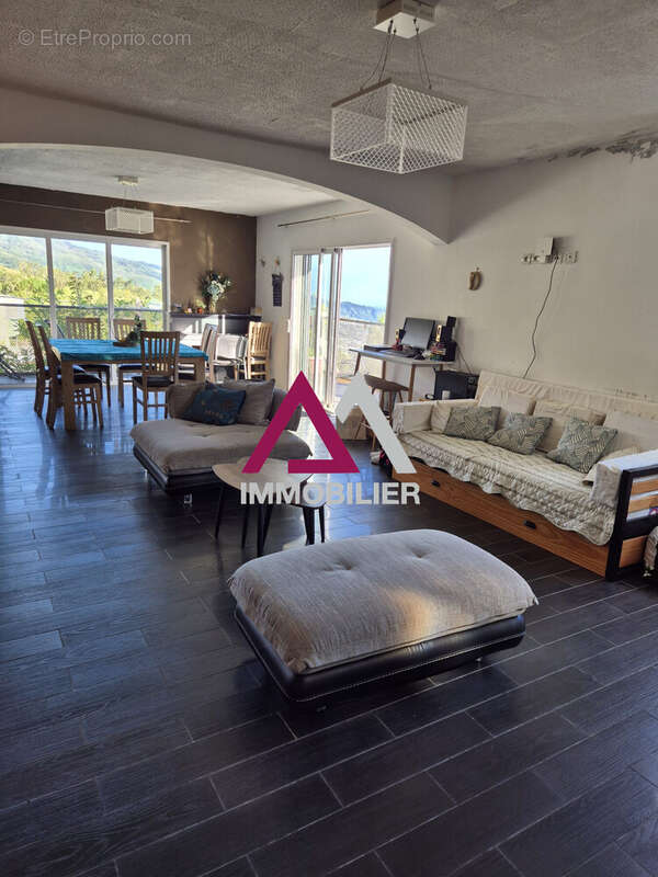 Maison à SAINTE-MARIE