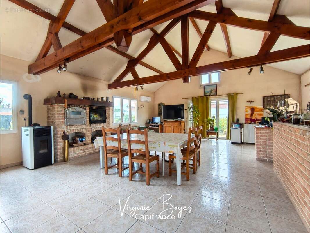 Propriété familiale de 240 m² – Plain-pied – Terrain de 3 000 m² – Oye-Plage - photo 6