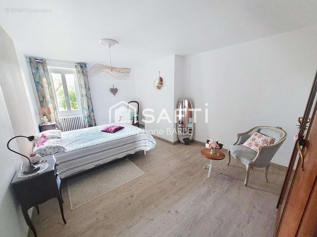 Photo 4 - Maison à SAINT-ESTEPHE