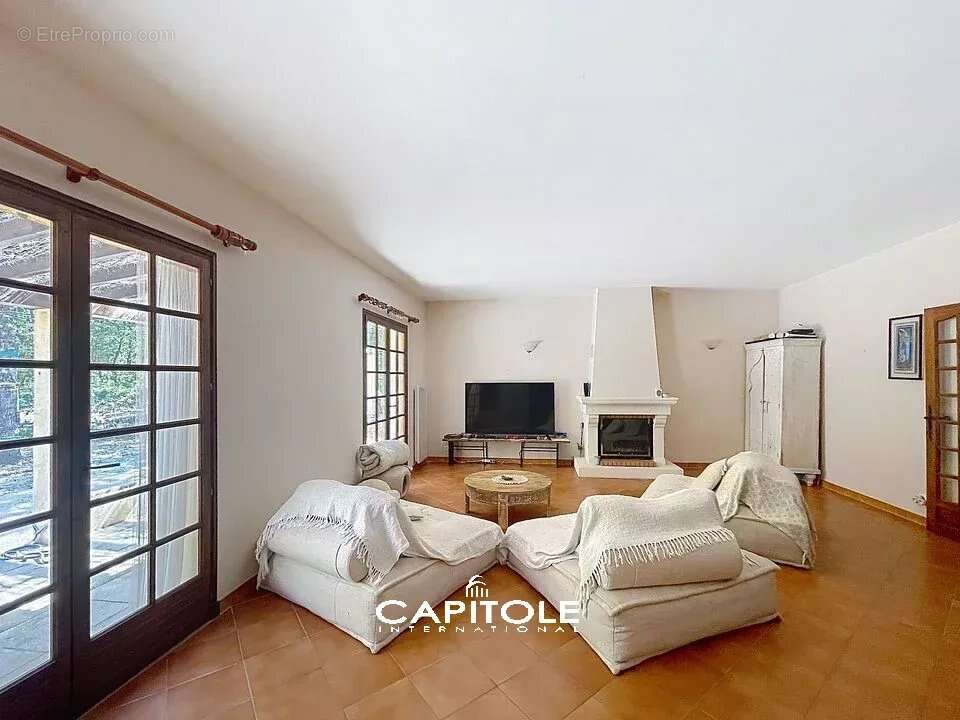 Spacieuse villa provençale à Callas ( Var) , 5 chambres - photo 5