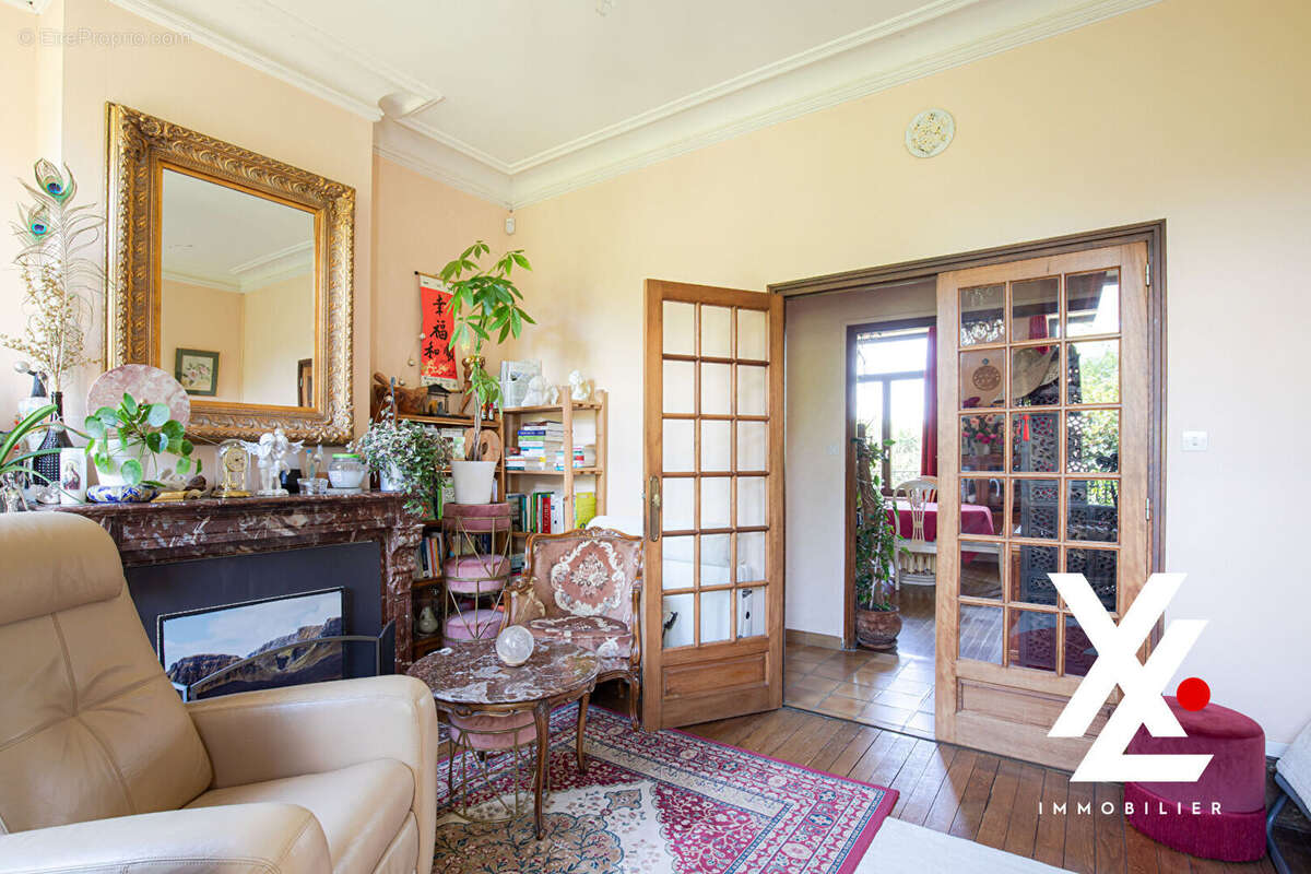 Maison à BOUXIERES-AUX-DAMES