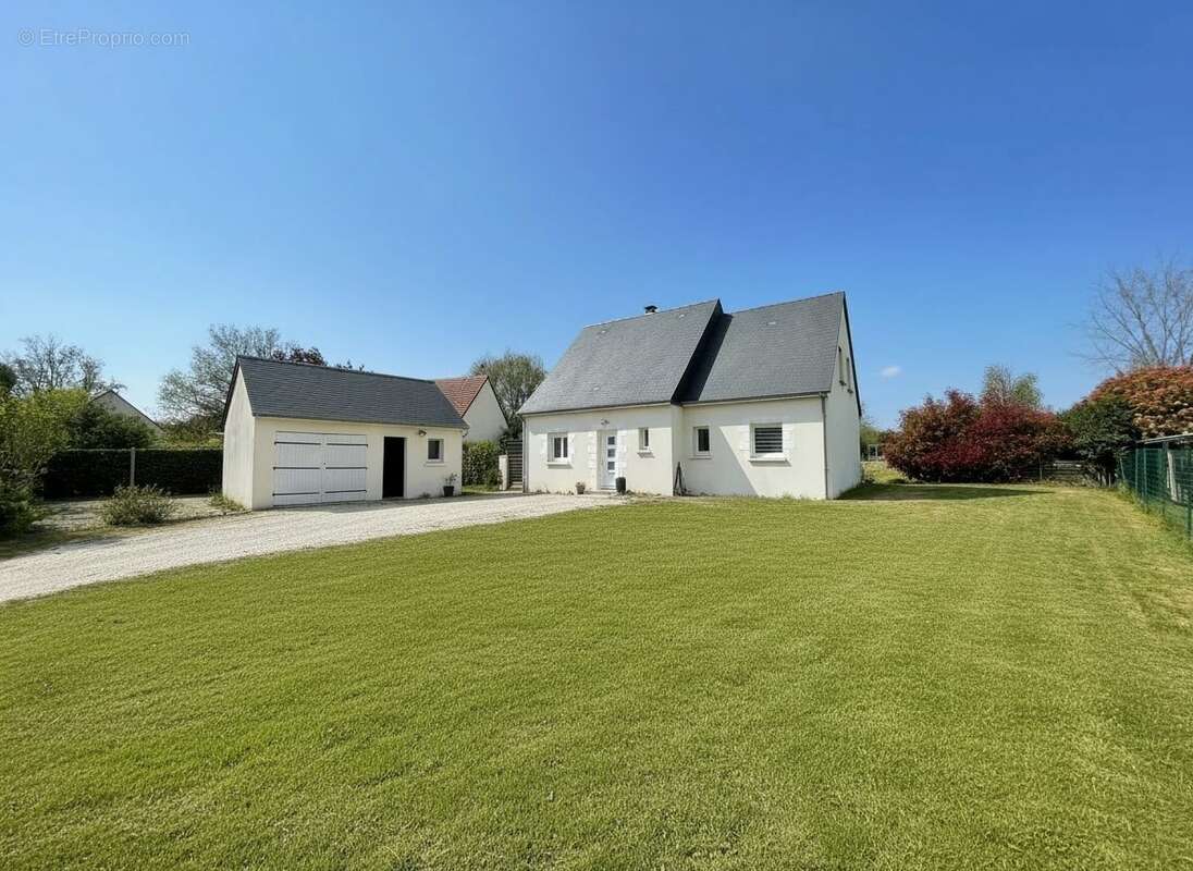 Maison à MAZIERES-DE-TOURAINE