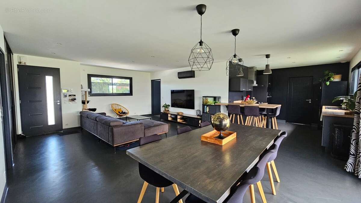 Maison à vendre 6 pièces avec jardin , garage et piscine OURSBELILLE (65) - photo 37