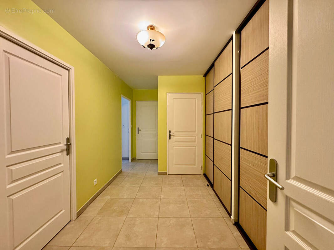 Appartement à SAUSSET-LES-PINS