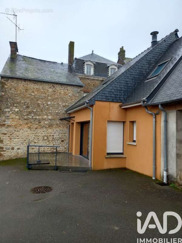 Photo 4 - Maison à VILLAINES-LA-JUHEL