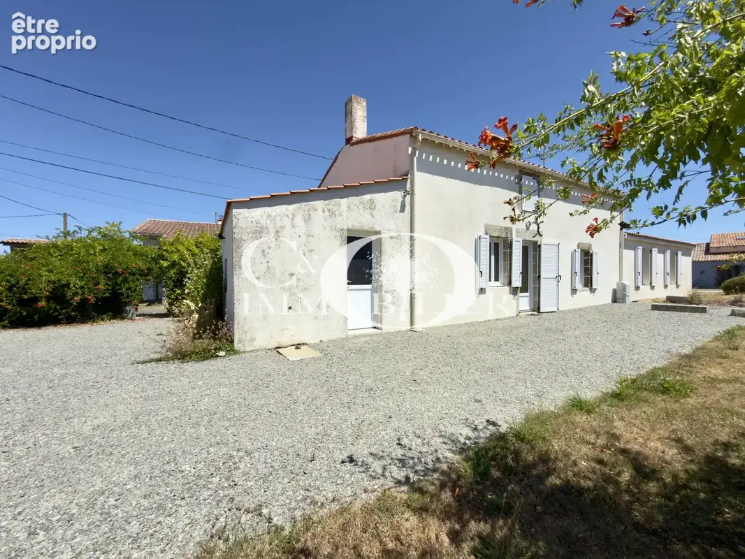 Maison à LEGE
