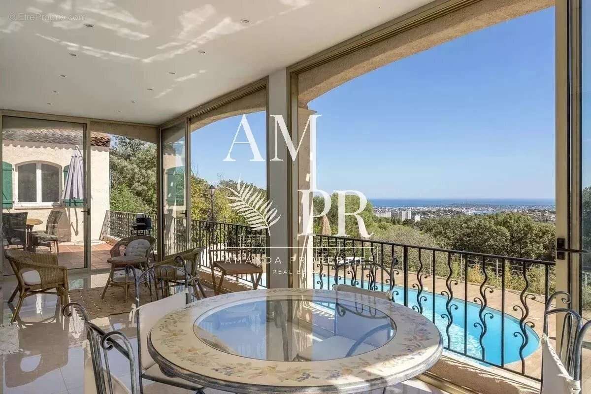 Maison à CANNES