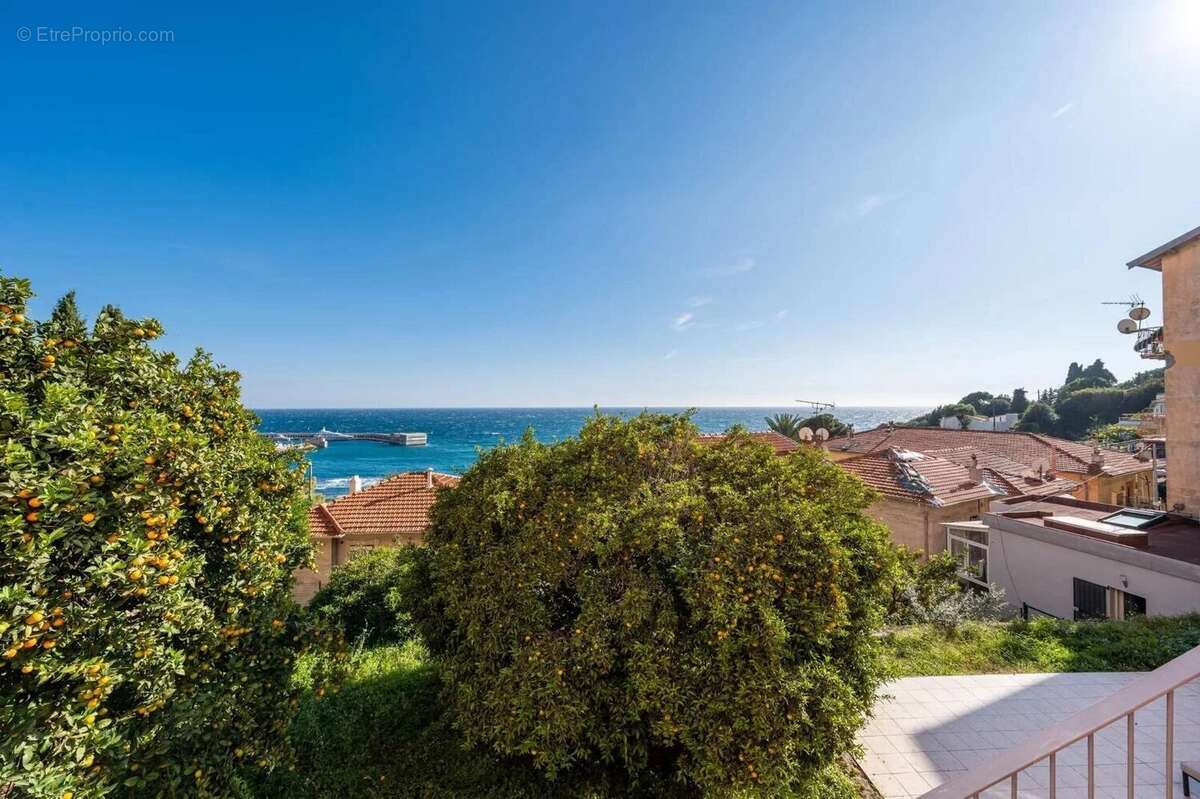 Appartement à CAP-D'AIL