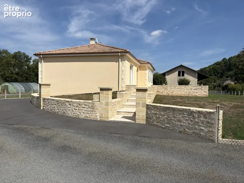 10 mn Objat, 25 mn Brive centRe et 20 mn  A20 - photo 26