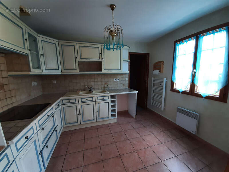 Maison à LUZY