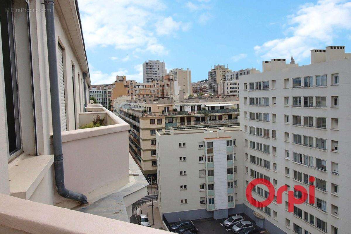 Appartement à MARSEILLE-7E