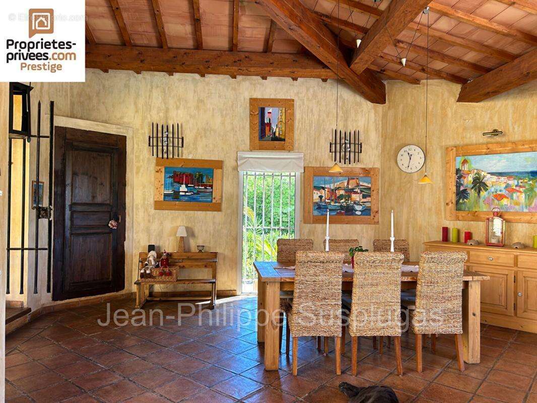 Maison à LA CADIERE-D'AZUR