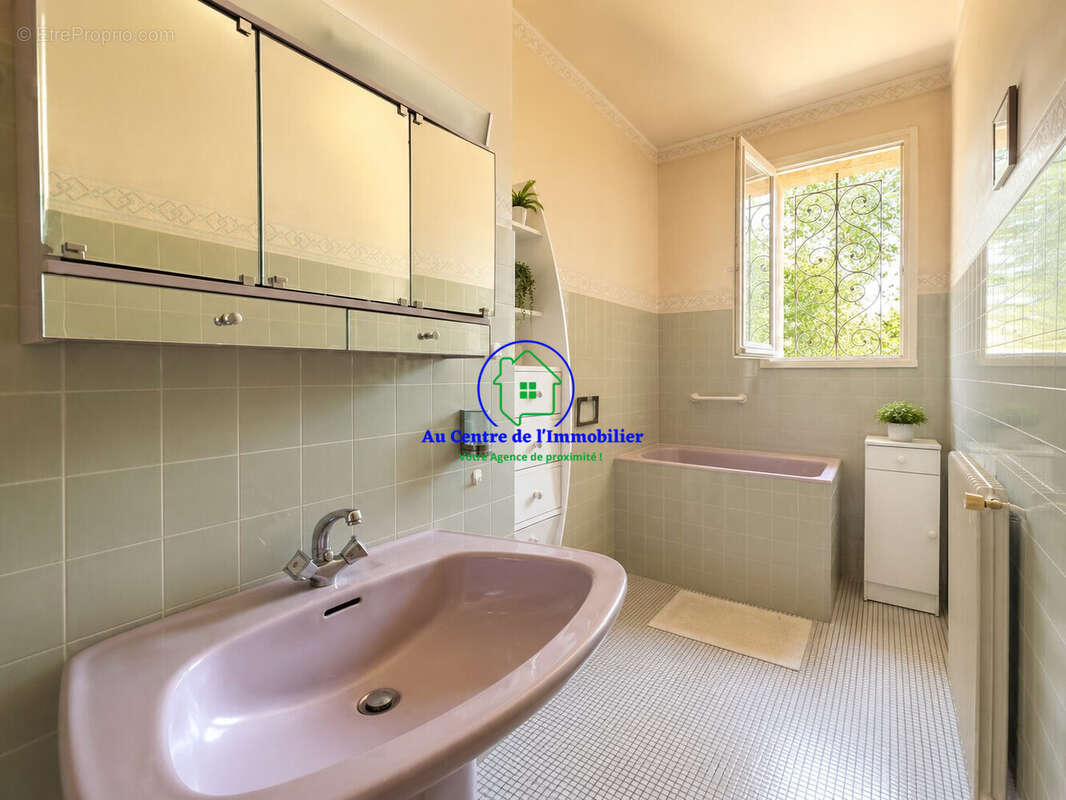 Maison 140 m² à Pont-Du-Casse  - photo 5