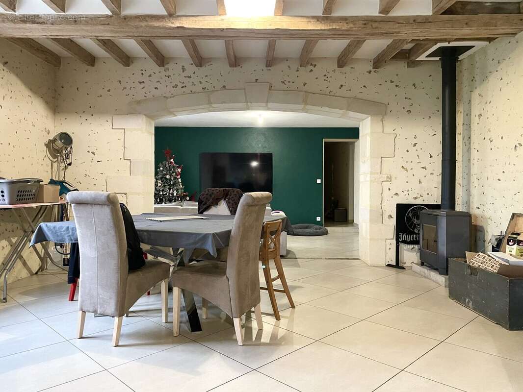 Salle à manger - Maison à DEHAULT