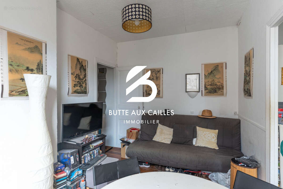 Appartement à PARIS-14E