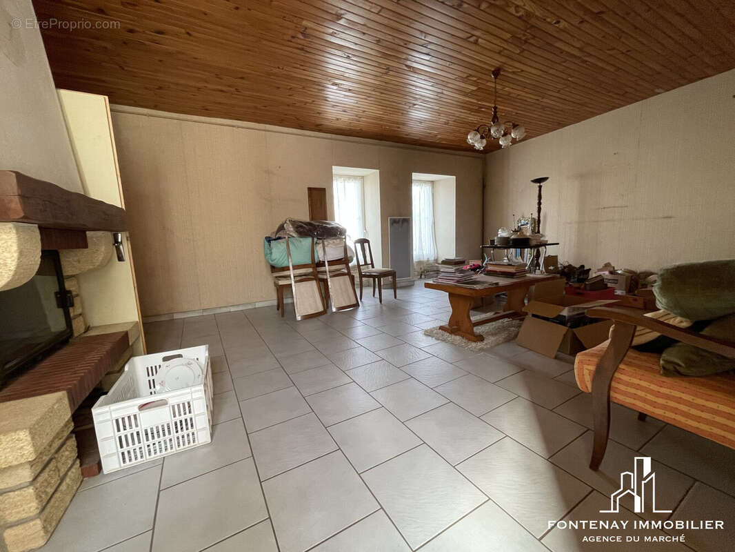 Maison à FONTENAY-LE-COMTE