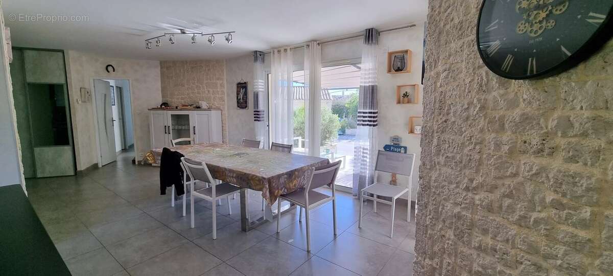 Maison à SAINT-GERMAIN-ET-MONS