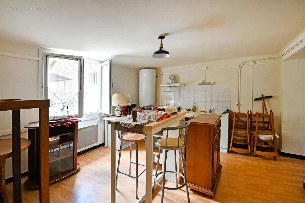 Maison à LE MARTINET