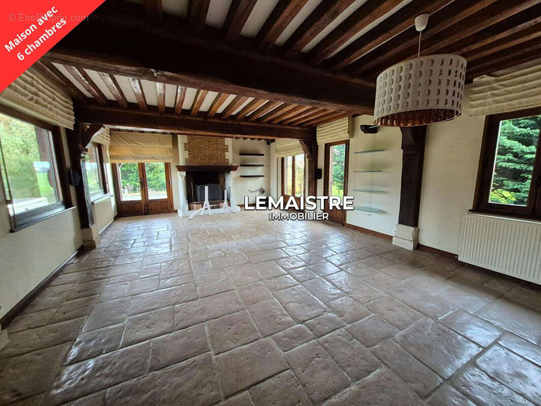 Maison à MONTIVILLIERS