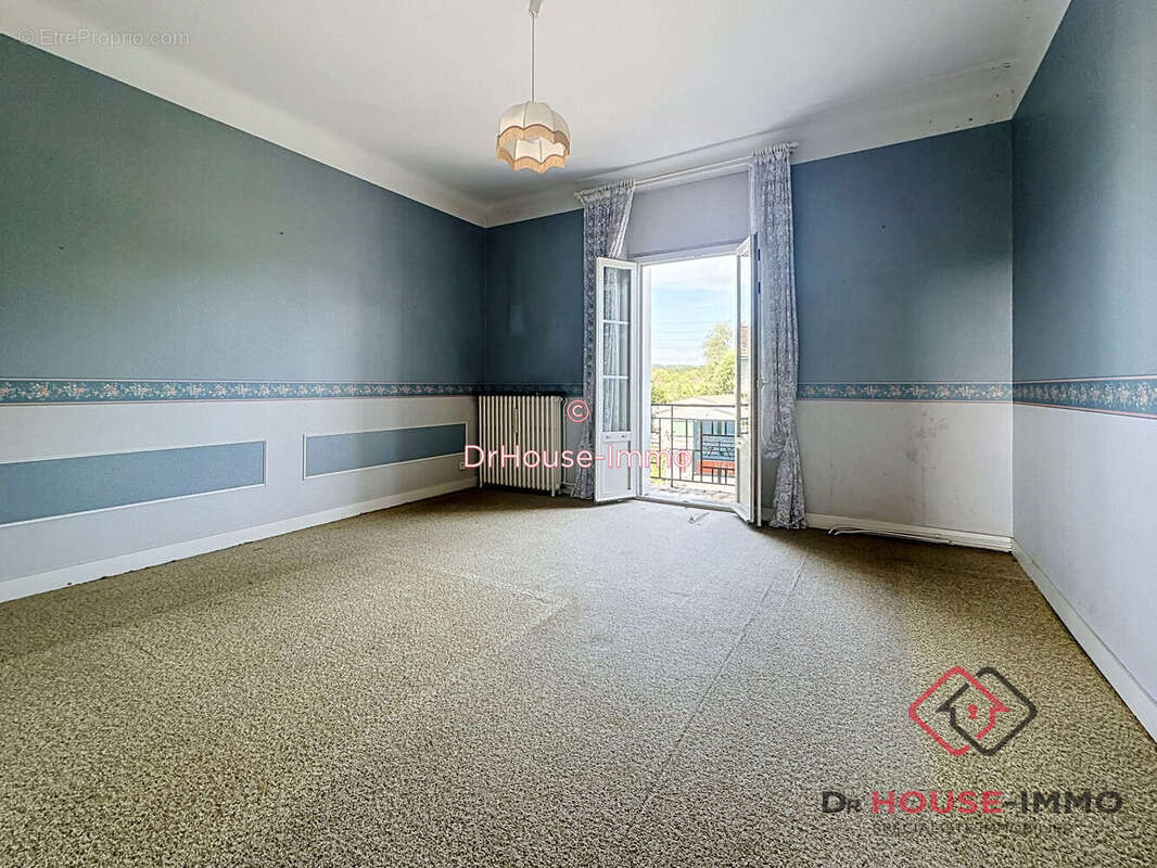 Maison 150 m² à Saint-Astier  - photo 8