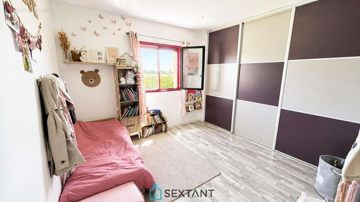 Maison contemporaine de plain-pied  250 m² habitables  terrain de 3 300 m²  dpe b - photo 7