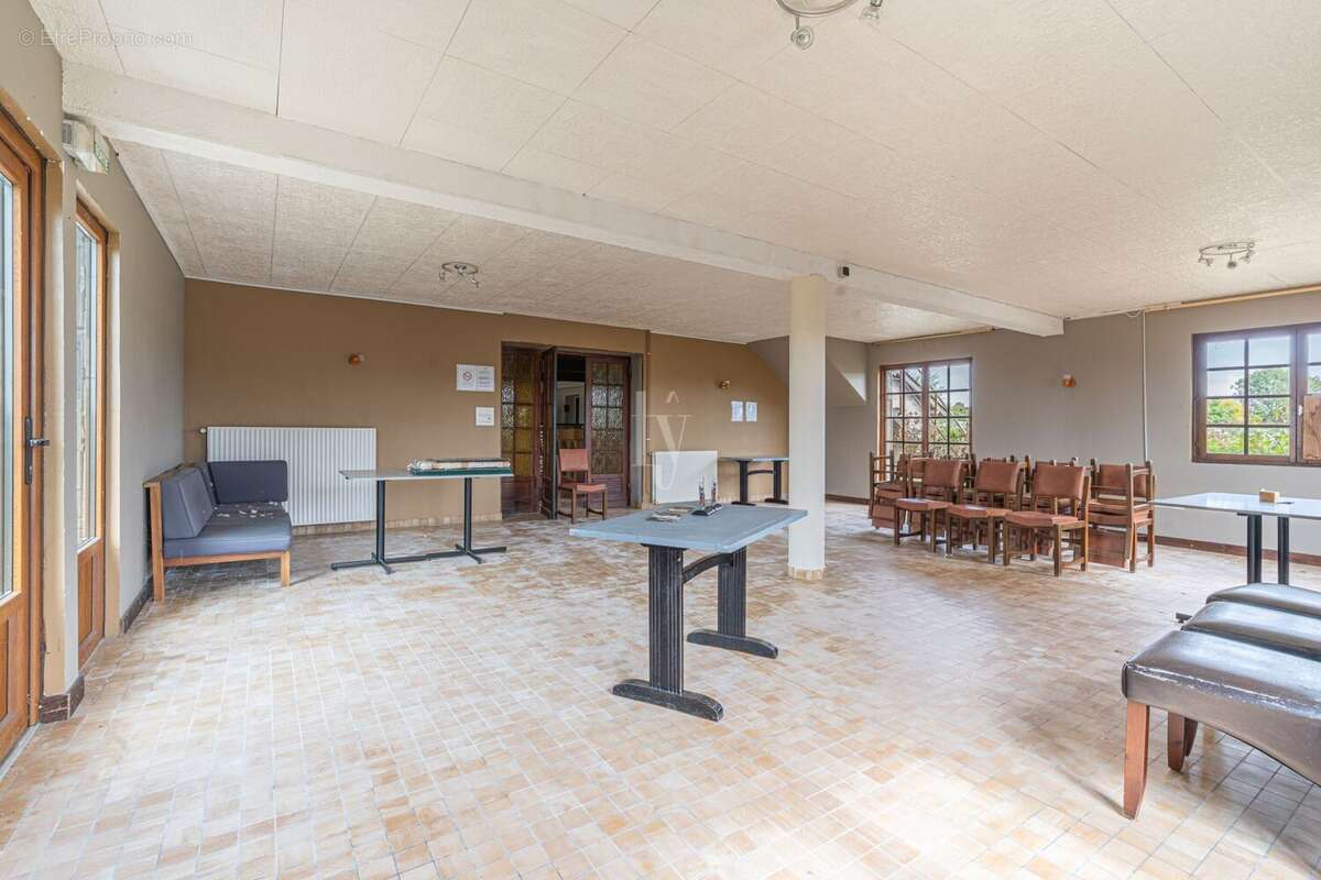 Maison à SAINT-GERMAIN-LES-BELLES