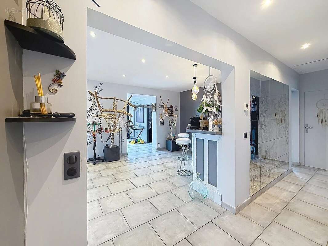 Maison 178 m² à Saint-Arnoult  - photo 7