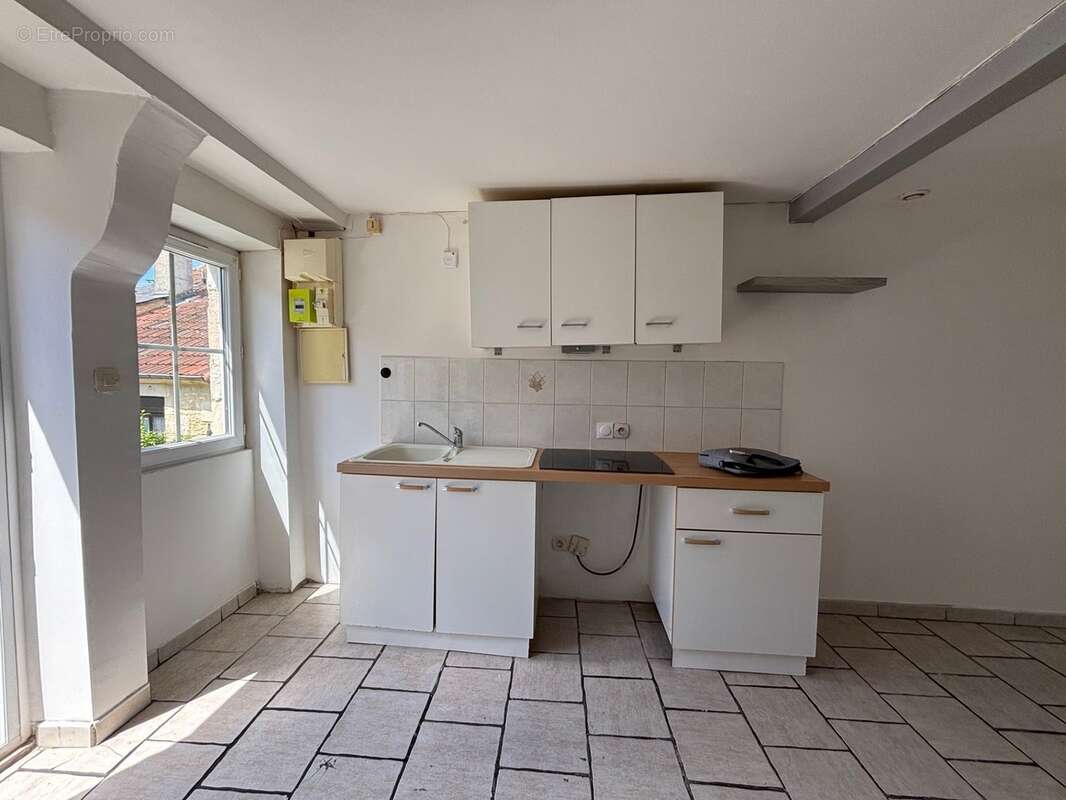 Maison à vendre 2 pièces LA CHARITE SUR LOIRE (58) - photo 7