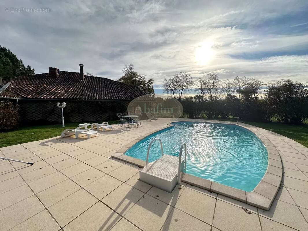 Maison à CASTELNAU-MAGNOAC