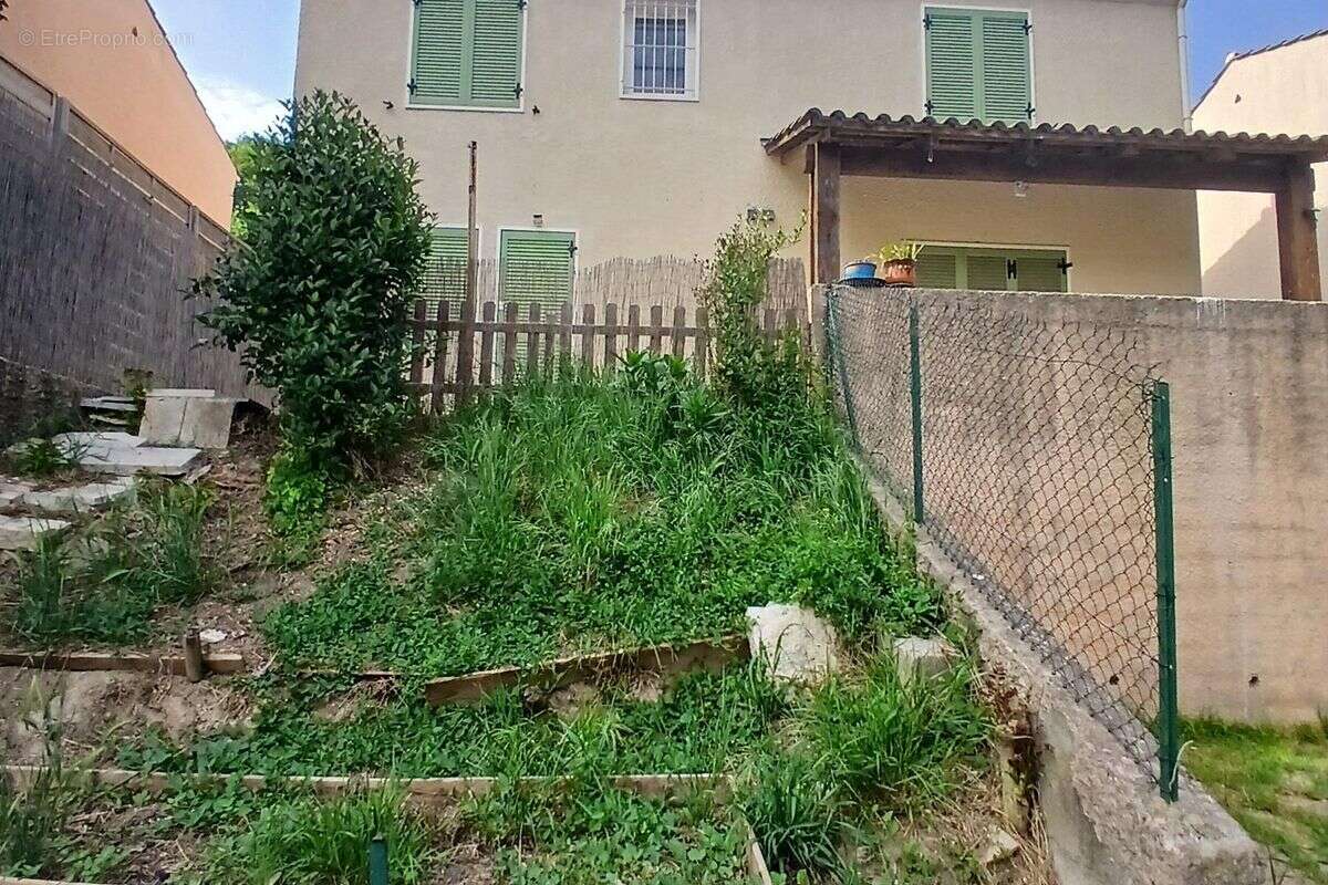 Maison à MARSEILLE-11E