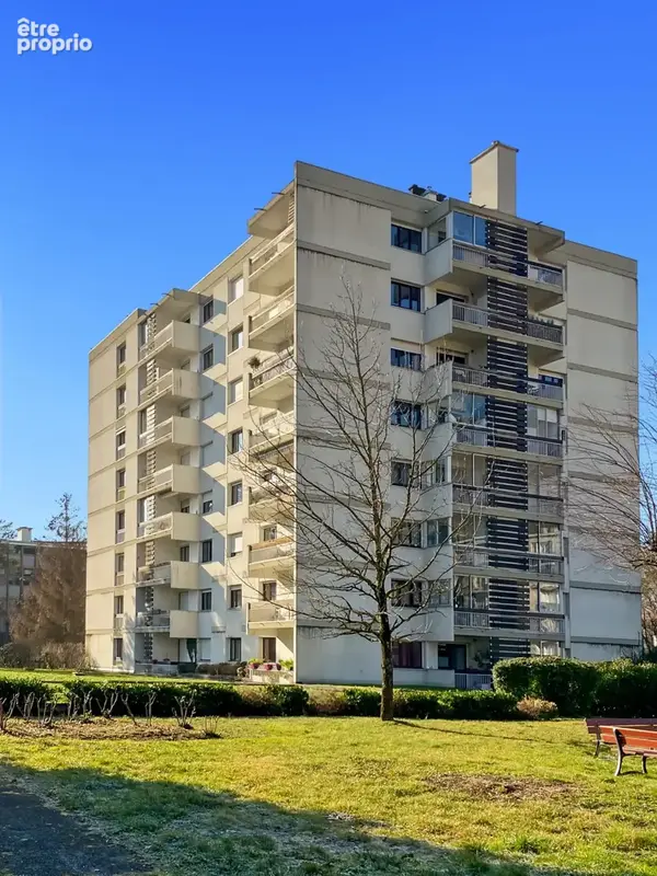 Appartement à MEYLAN