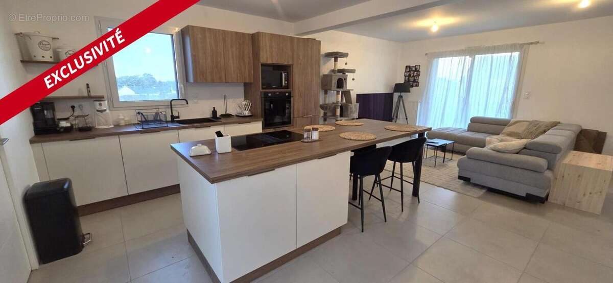 Maison à DOL-DE-BRETAGNE