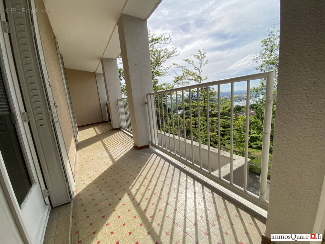 Appartement à LA MULATIERE
