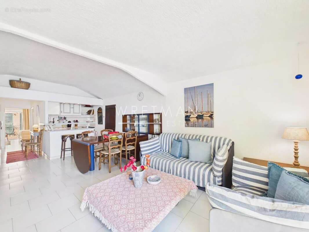 Appartement à MENTON