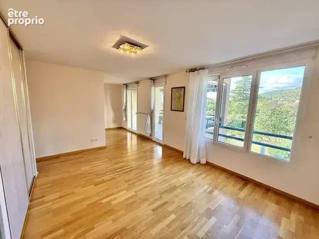 Divonne-les-bains   appartement 4 chambres de 180 m2   4 balcons   ascenseur   2 garages   2 caves - photo 17