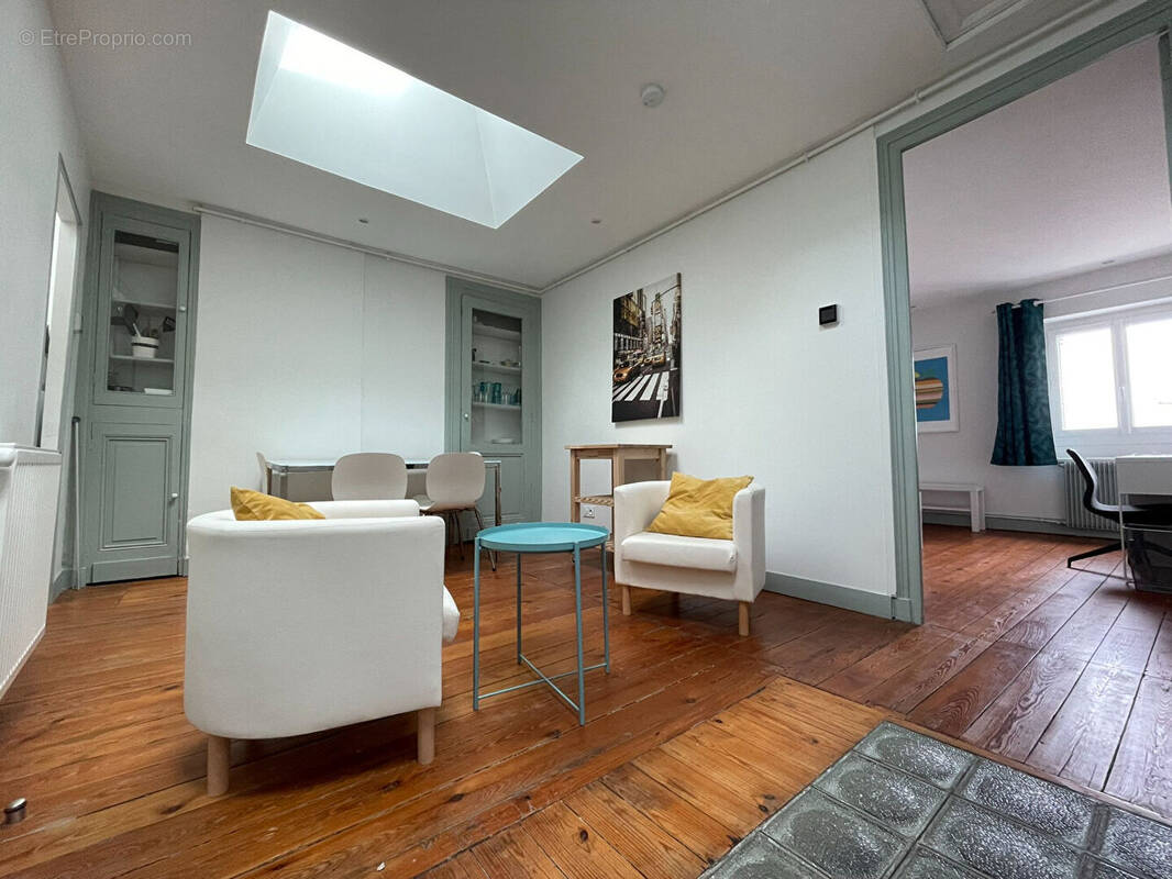 Appartement à BORDEAUX