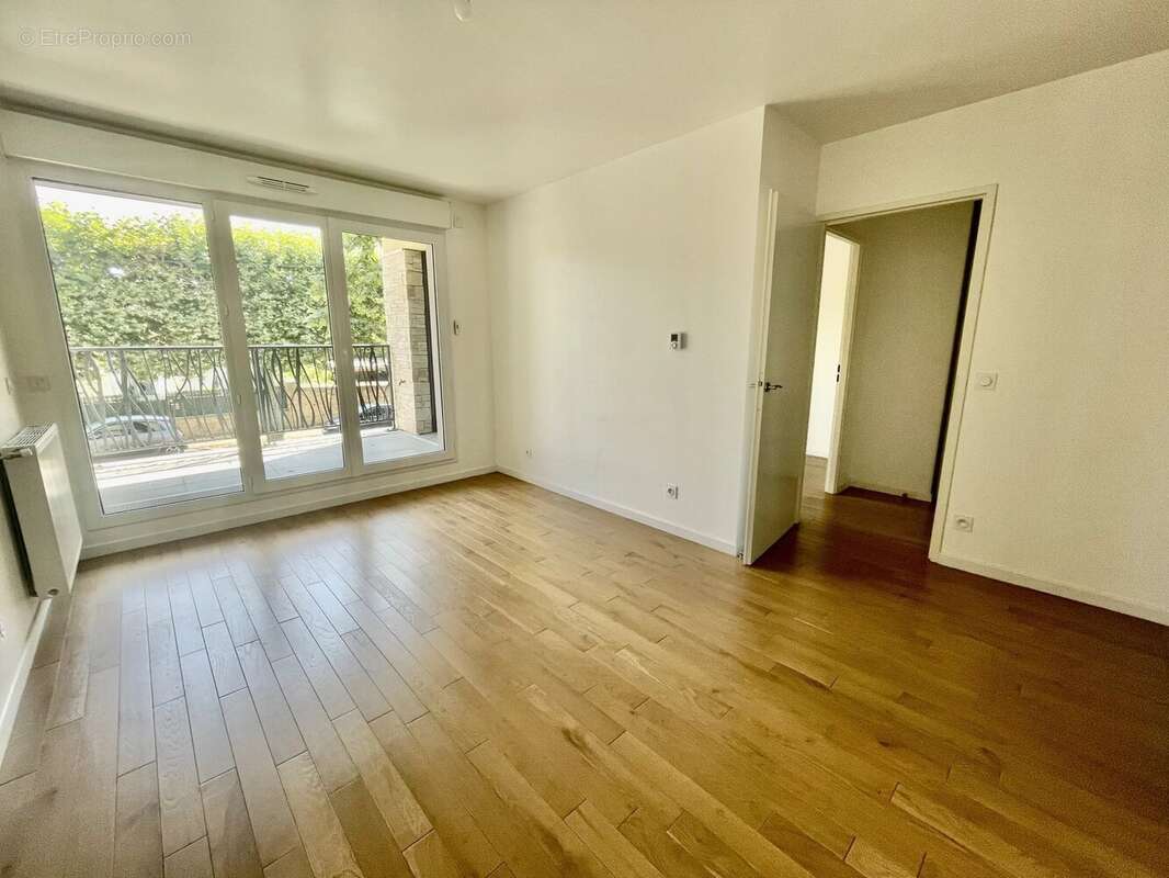 Appartement à LE PERREUX-SUR-MARNE