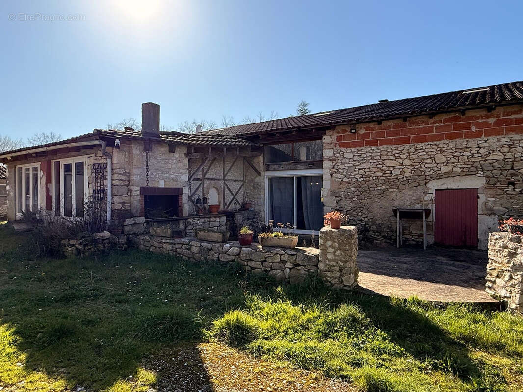 Maison à MONFLANQUIN