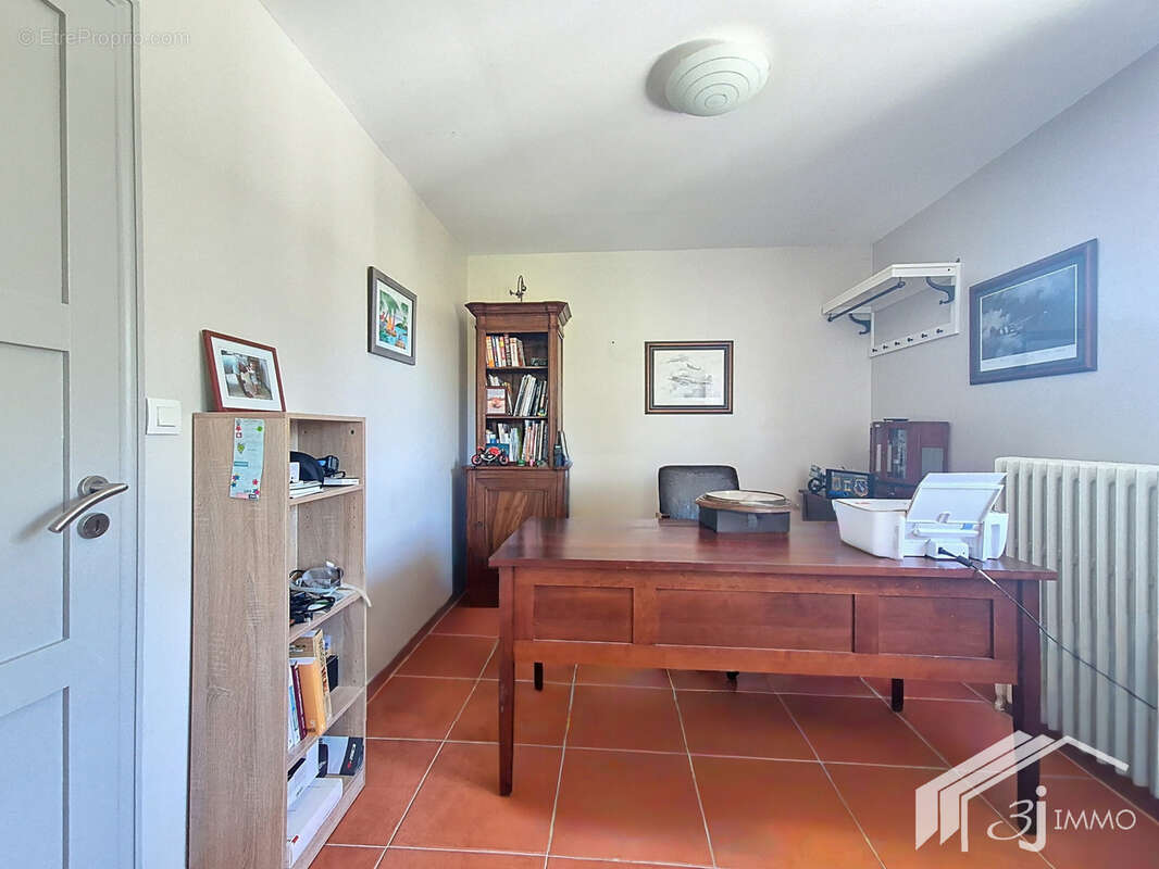 Maison à LE CASTERA