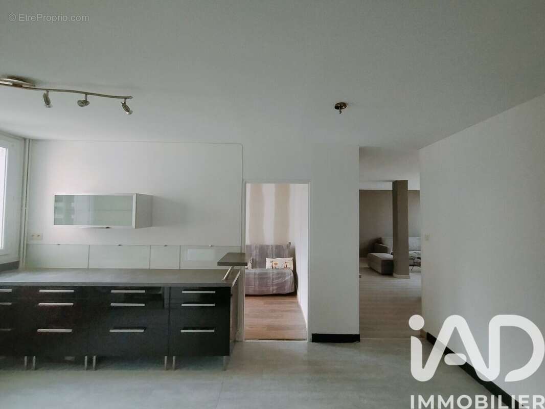 Photo 3 - Appartement à SAINT-ETIENNE