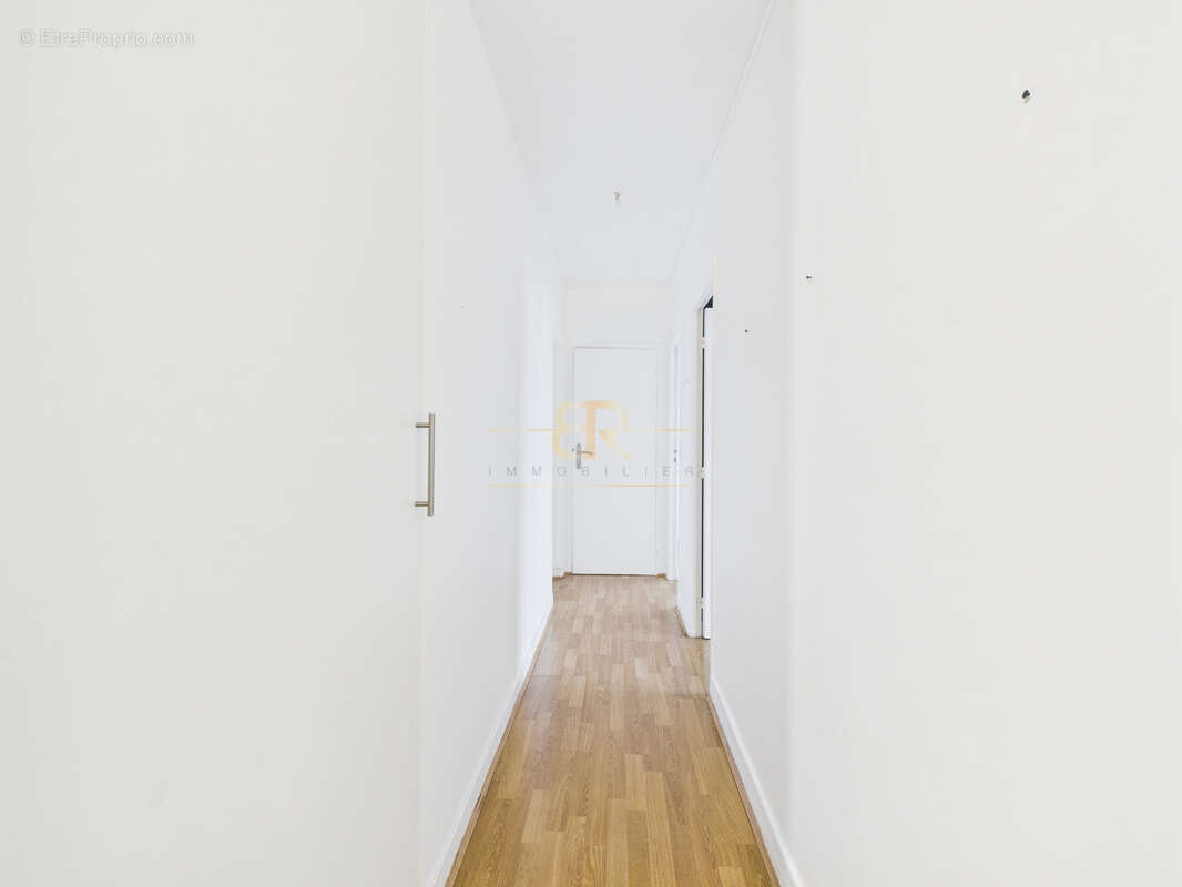 Appartement à AUBERVILLIERS