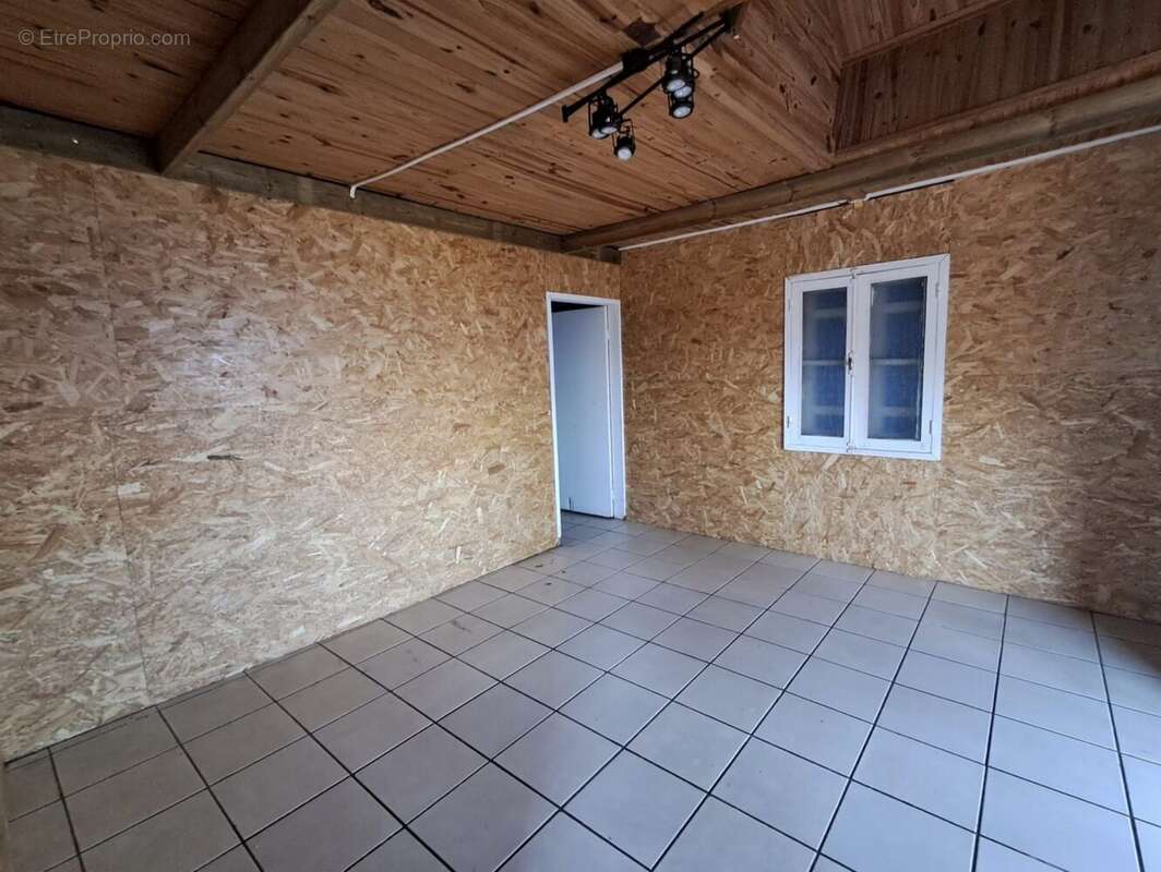 Maison à LE PORT